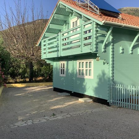 The Cabin, Kipariszía Kültér fotó